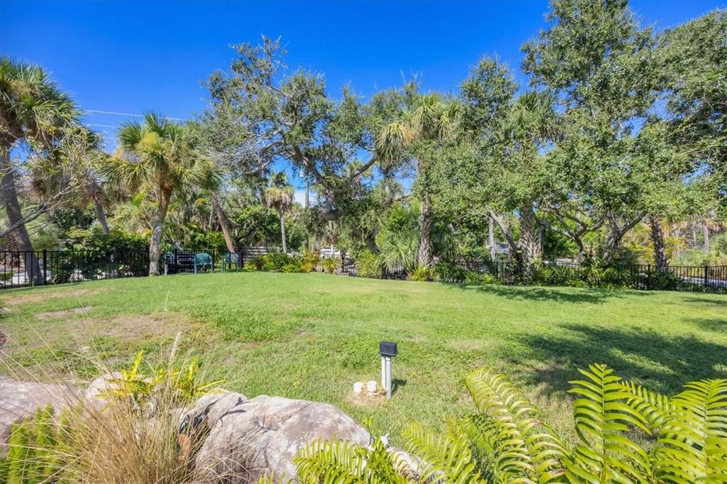 На продажу: $2,400,000 (3 спален, 3 ванн, 2565 Квадратных фут)