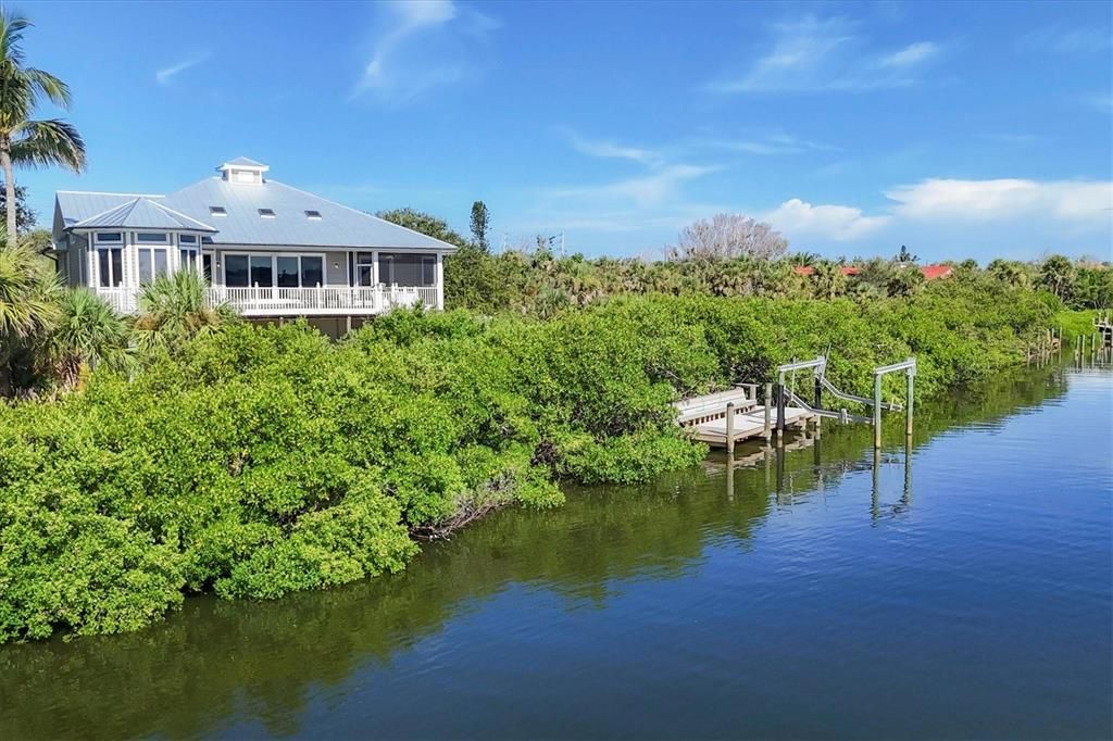 На продажу: $2,400,000 (3 спален, 3 ванн, 2565 Квадратных фут)