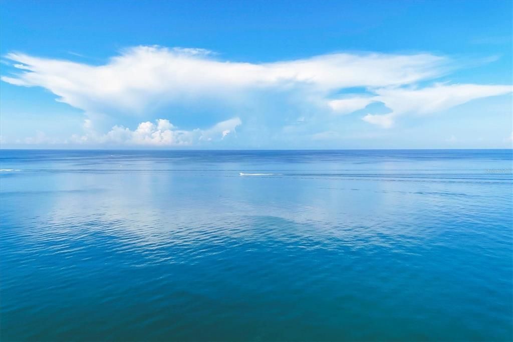 На продажу: $2,400,000 (3 спален, 3 ванн, 2565 Квадратных фут)