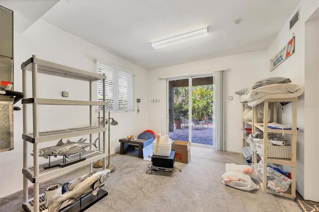 На продажу: $2,400,000 (3 спален, 3 ванн, 2565 Квадратных фут)