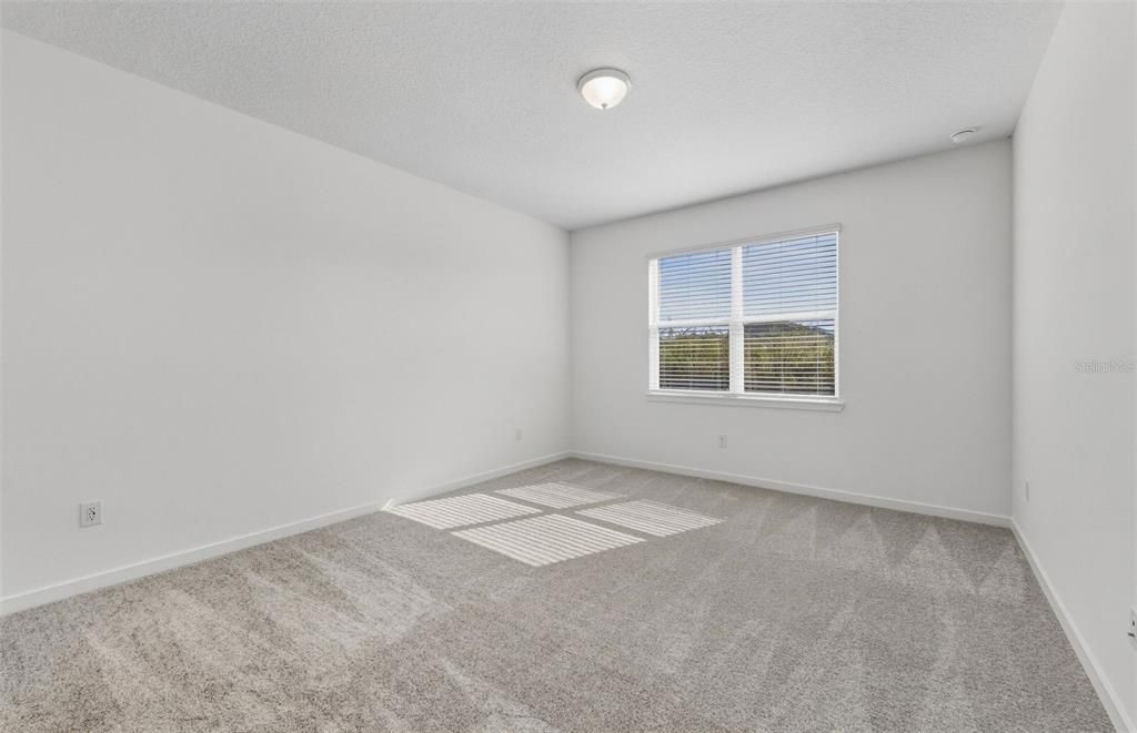 Active With Contract: $436,340 (4 beds, 2 baths, 1850 Square Feet)