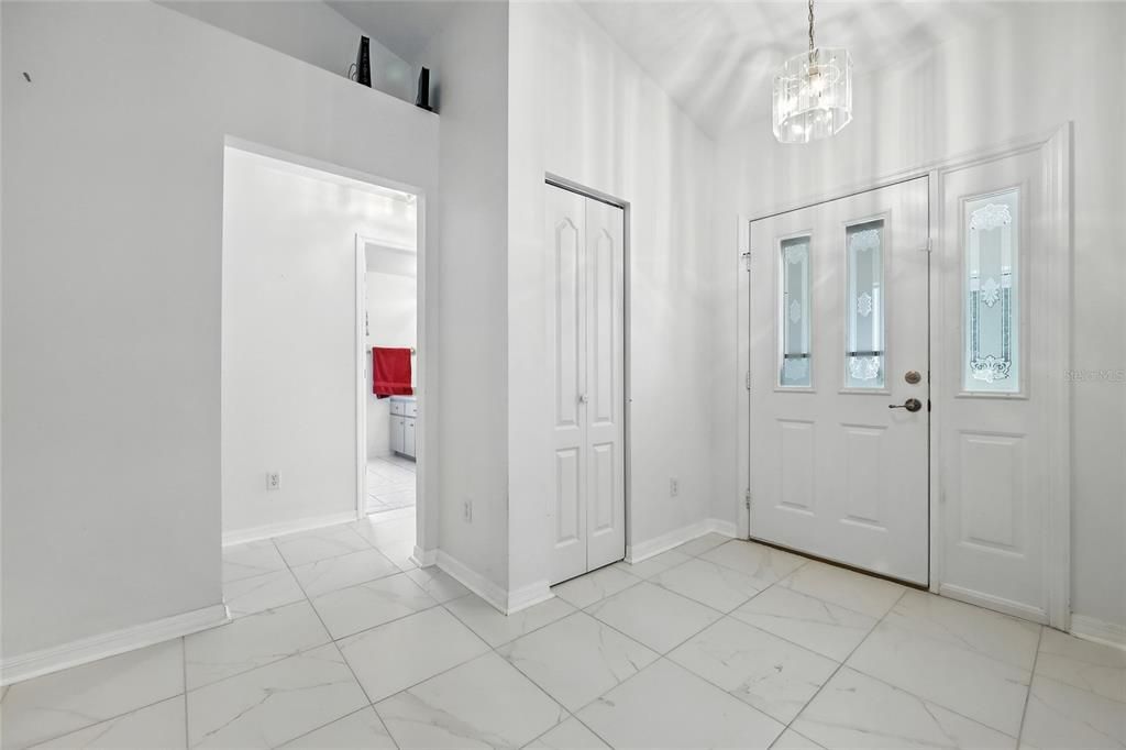 Activo con contrato: $280,000 (3 camas, 2 baños, 1755 Pies cuadrados)