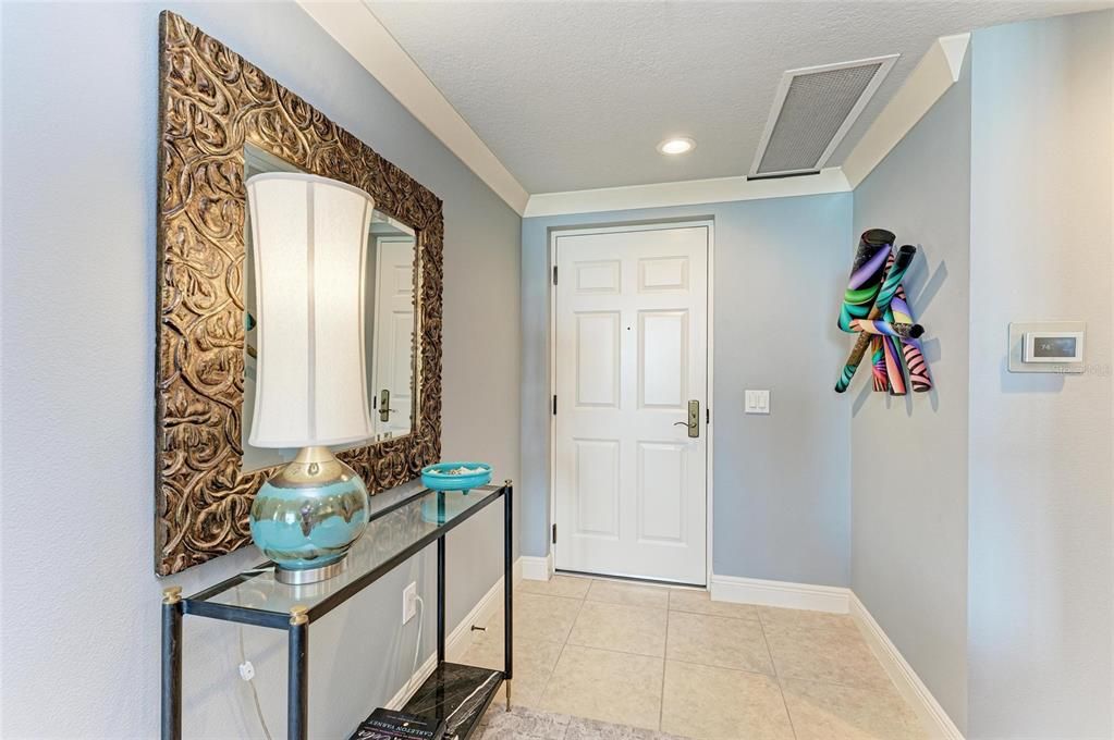 На продажу: $629,000 (2 спален, 2 ванн, 1323 Квадратных фут)