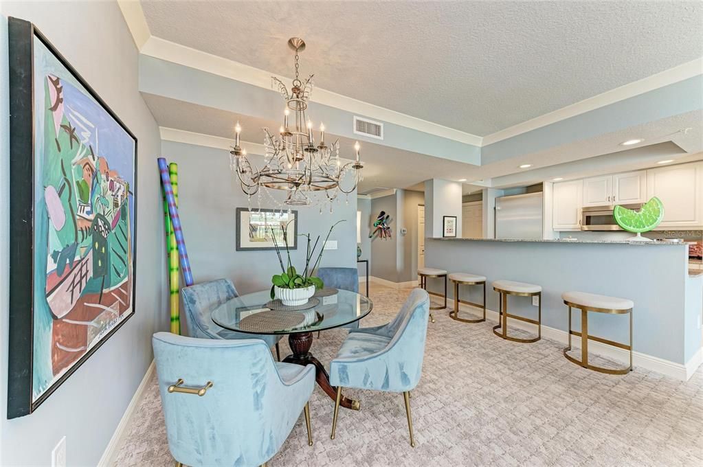 На продажу: $629,000 (2 спален, 2 ванн, 1323 Квадратных фут)