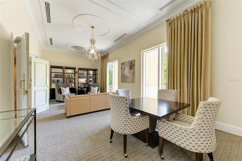 На продажу: $629,000 (2 спален, 2 ванн, 1323 Квадратных фут)