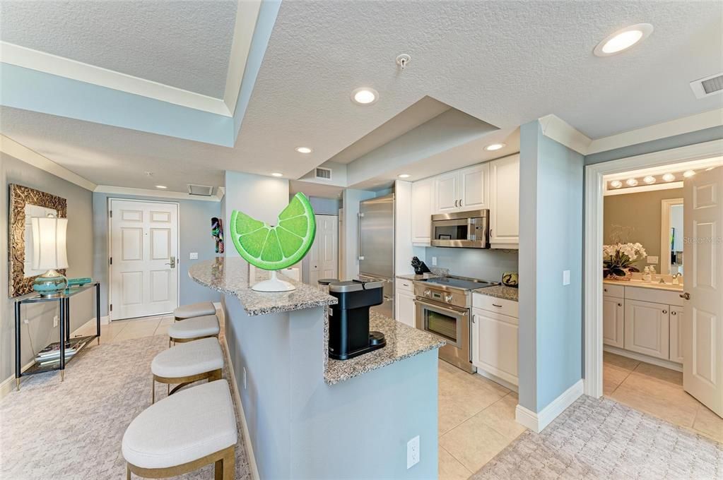 На продажу: $629,000 (2 спален, 2 ванн, 1323 Квадратных фут)