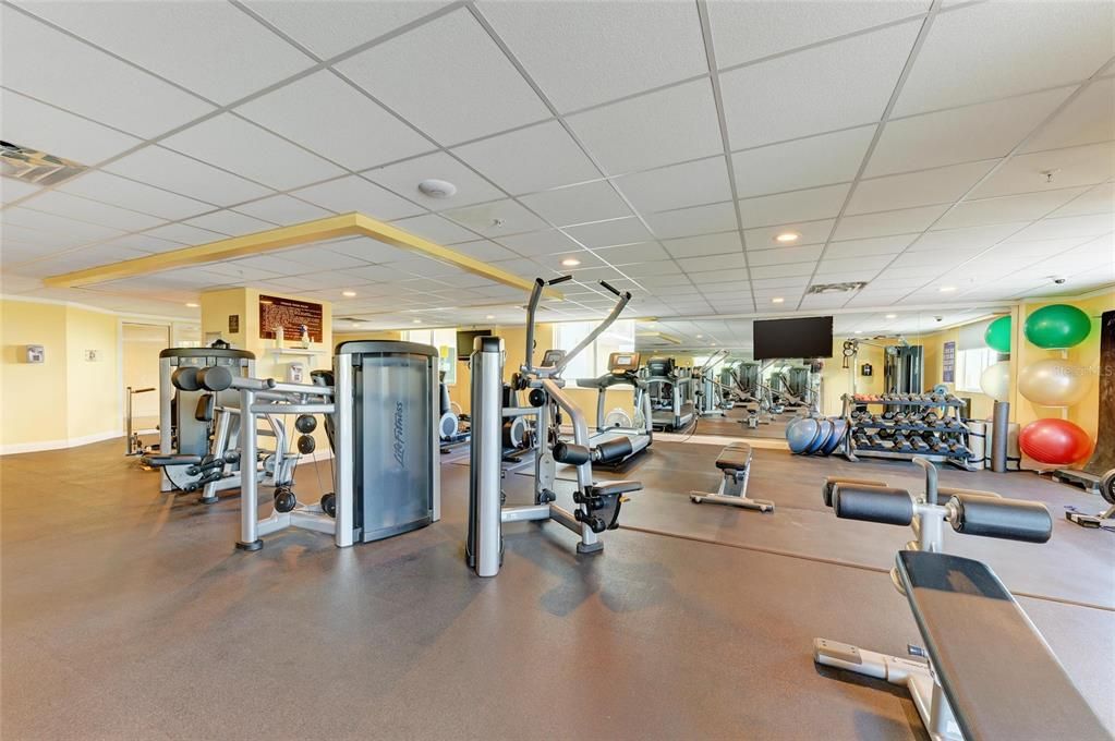 На продажу: $629,000 (2 спален, 2 ванн, 1323 Квадратных фут)