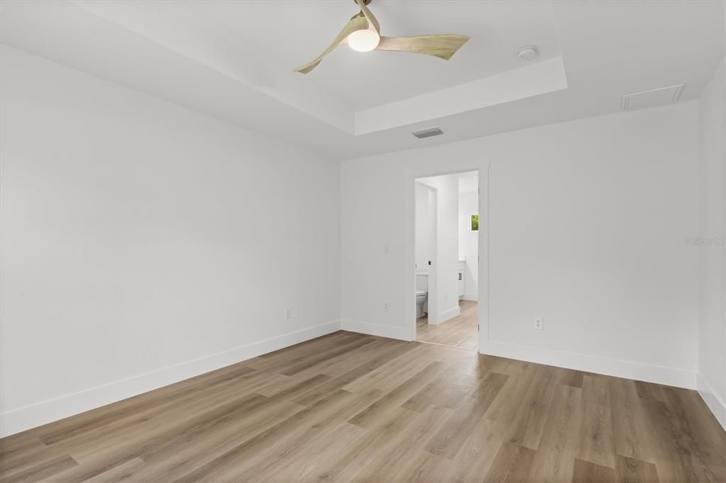 En Venta: $342,200 (3 camas, 2 baños, 1573 Pies cuadrados)