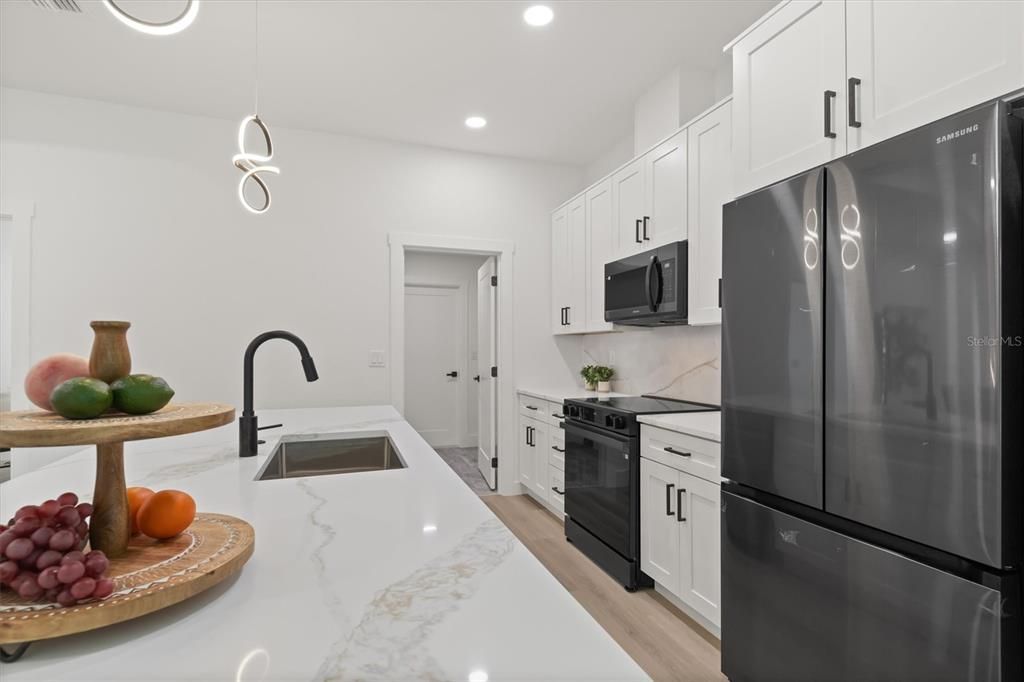 En Venta: $342,200 (3 camas, 2 baños, 1573 Pies cuadrados)