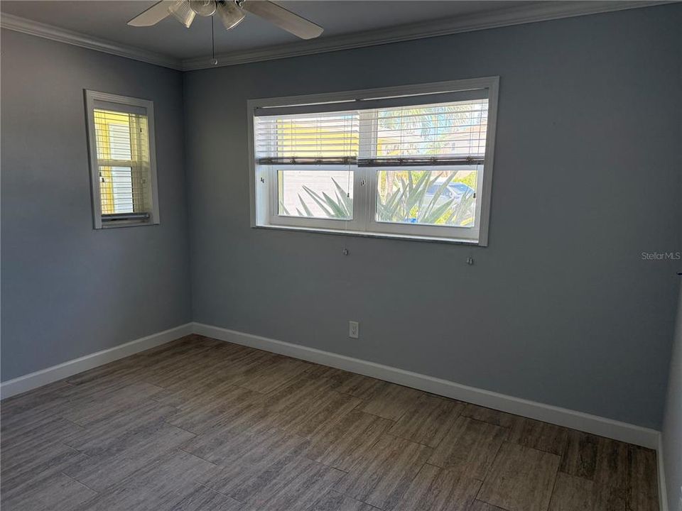 出租: $8,500 (3 贝兹, 2 浴室, 2395 平方英尺)