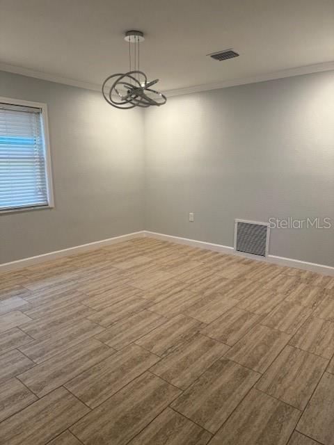 出租: $8,500 (3 贝兹, 2 浴室, 2395 平方英尺)