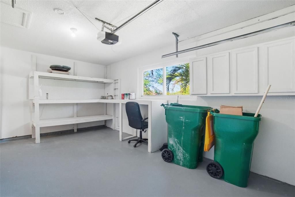 Под контрактом: $239,000 (3 спален, 2 ванн, 1748 Квадратных фут)