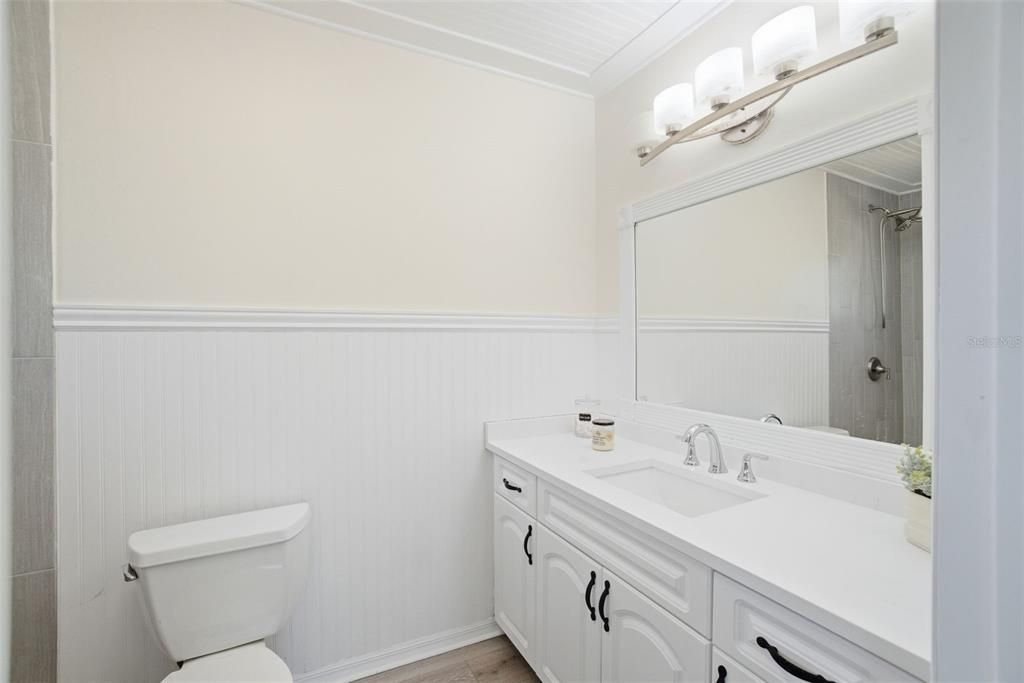 Под контрактом: $239,000 (3 спален, 2 ванн, 1748 Квадратных фут)