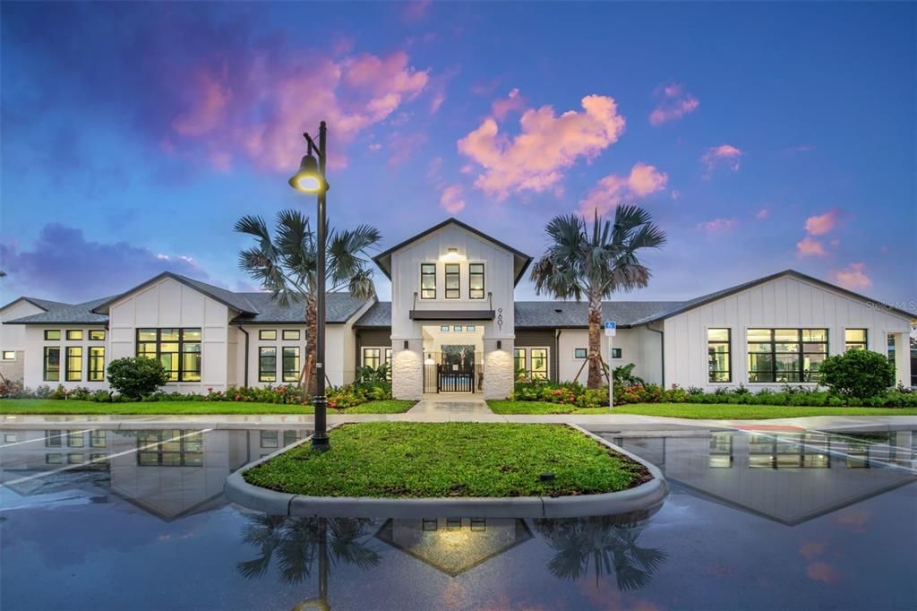 Active With Contract: $453,320 (4 beds, 2 baths, 1850 Square Feet)