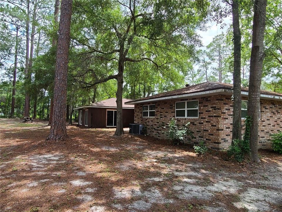 待售: $299,900 (3 贝兹, 2 浴室, 2498 平方英尺)