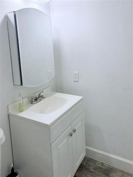 На продажу: $299,900 (3 спален, 2 ванн, 2498 Квадратных фут)