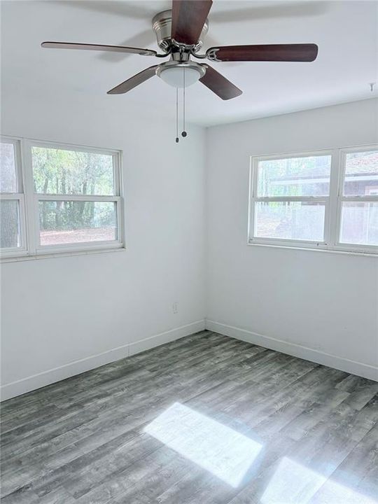 На продажу: $299,900 (3 спален, 2 ванн, 2498 Квадратных фут)