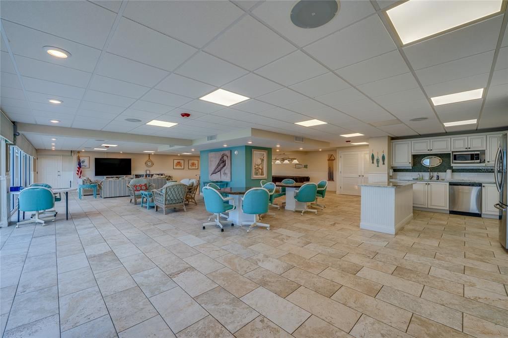 合同活跃: $330,000 (3 贝兹, 2 浴室, 1495 平方英尺)