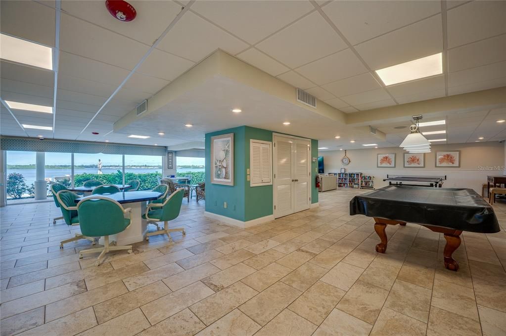 合同活跃: $330,000 (3 贝兹, 2 浴室, 1495 平方英尺)