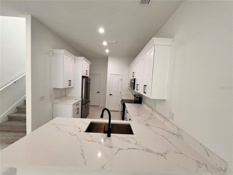Active With Contract: $3,199 (4 beds, 2 baths, 1882 Square Feet)