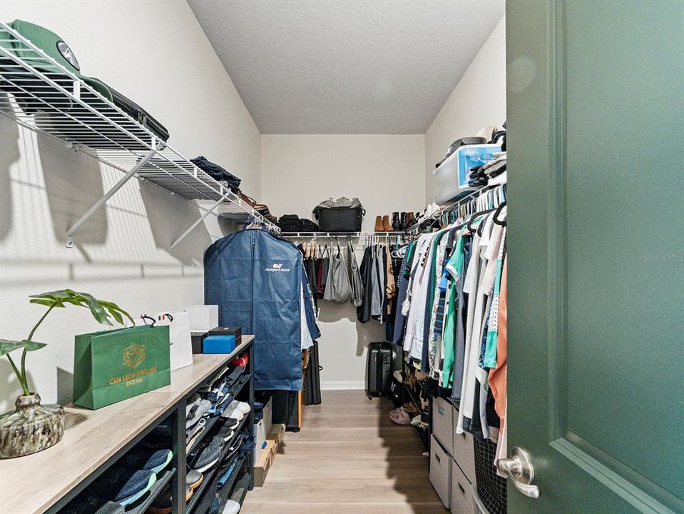 En Venta: $649,000 (3 camas, 2 baños, 2866 Pies cuadrados)