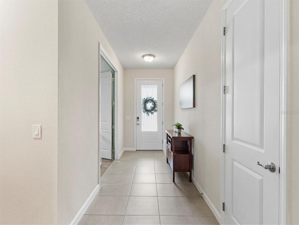 En Venta: $649,000 (3 camas, 2 baños, 2866 Pies cuadrados)