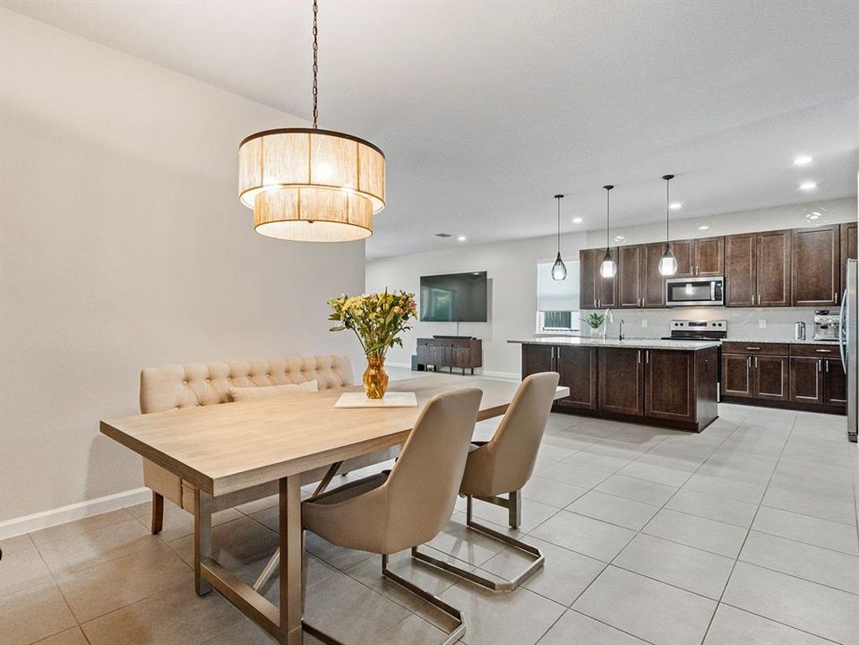 En Venta: $649,000 (3 camas, 2 baños, 2866 Pies cuadrados)