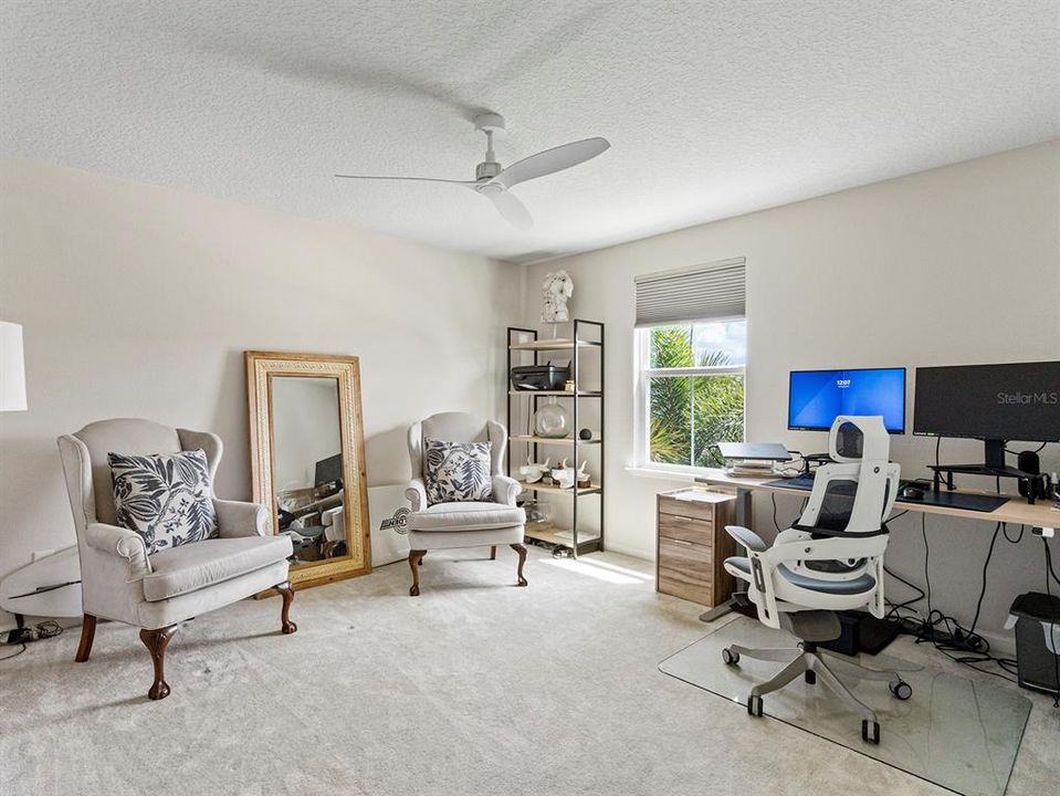 En Venta: $649,000 (3 camas, 2 baños, 2866 Pies cuadrados)