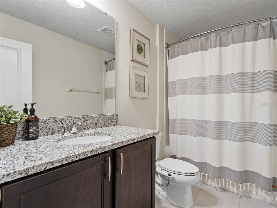 En Venta: $649,000 (3 camas, 2 baños, 2866 Pies cuadrados)