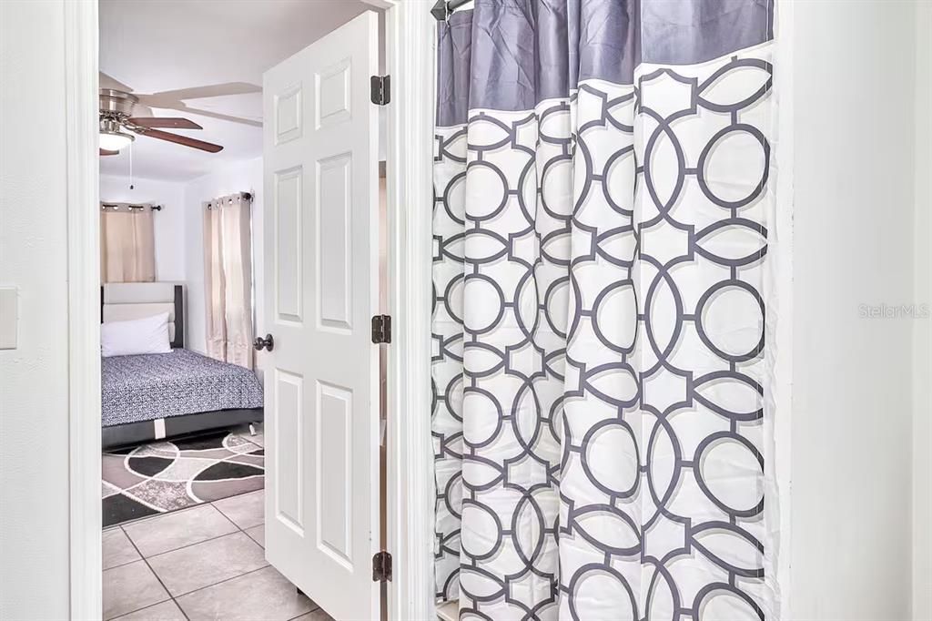 En Renta: $2,700 (4 camas, 2 baños, 1349 Pies cuadrados)