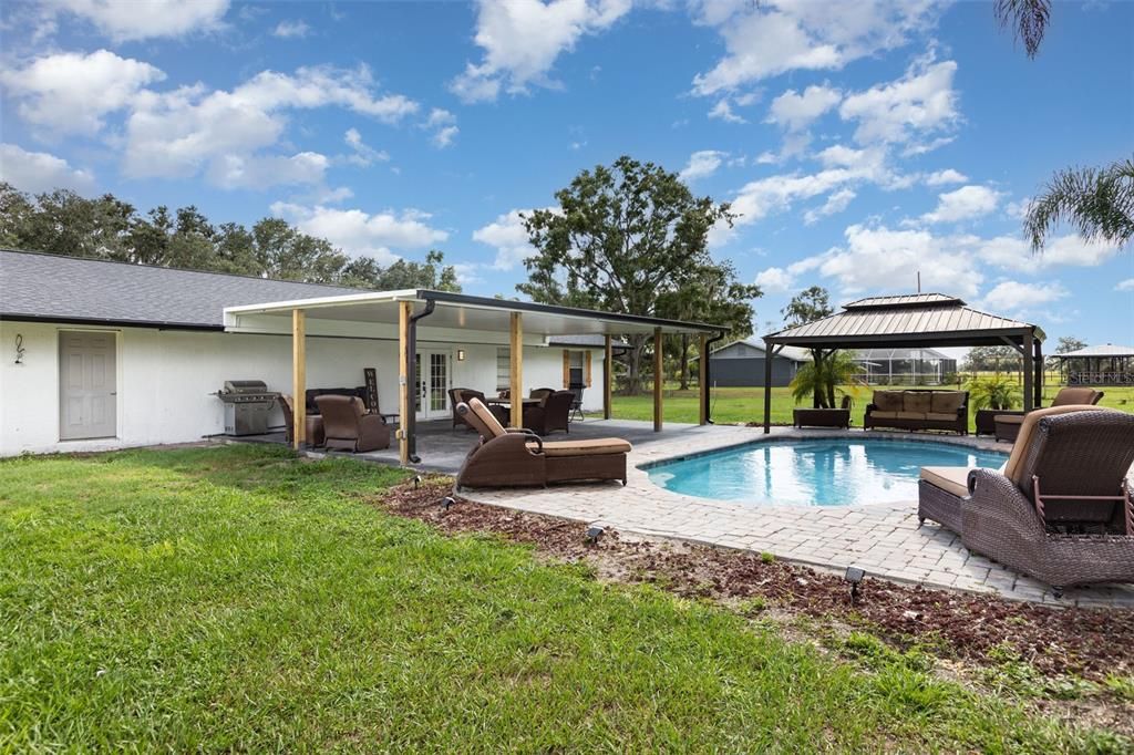 На продажу: $540,000 (4 спален, 3 ванн, 2225 Квадратных фут)