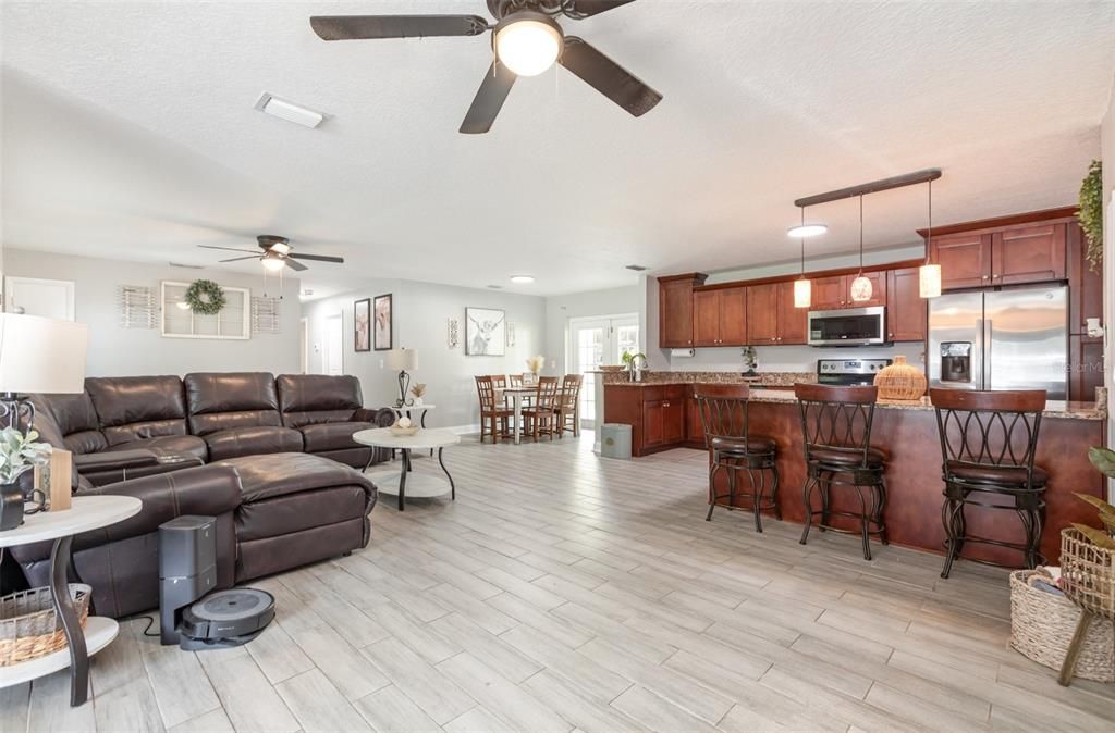 На продажу: $540,000 (4 спален, 3 ванн, 2225 Квадратных фут)