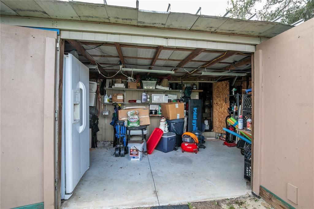 For Sale: $250,000 (4 beds, 2 baths, 1399 Square Feet)