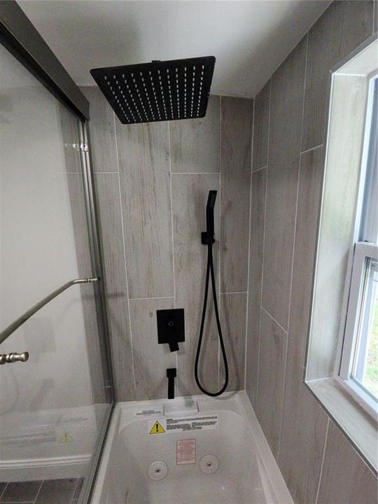 待售: $206,900 (3 贝兹, 2 浴室, 1368 平方英尺)