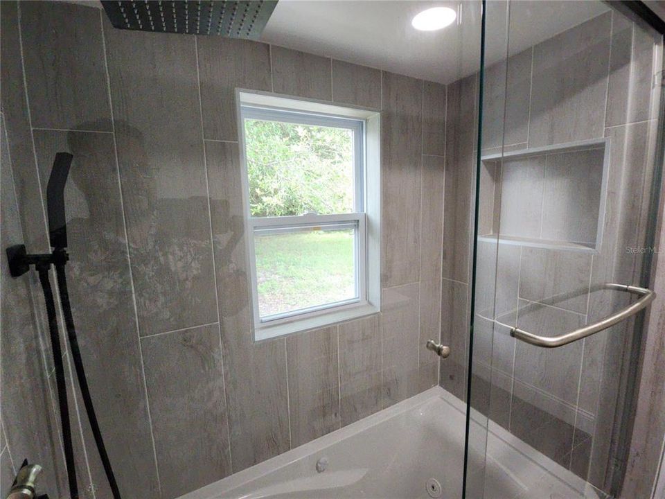 待售: $206,900 (3 贝兹, 2 浴室, 1368 平方英尺)