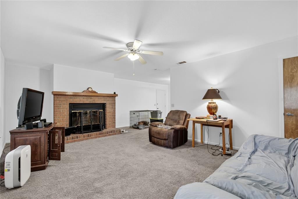 En Venta: $329,900 (2 camas, 1 baños, 1040 Pies cuadrados)