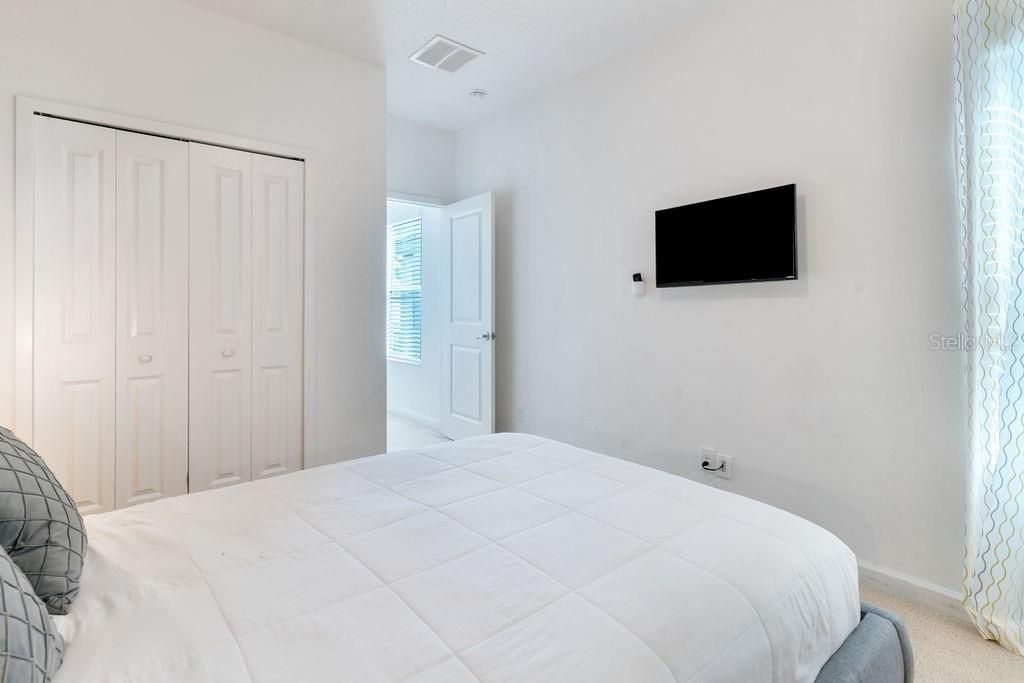 待售: $669,900 (6 贝兹, 6 浴室, 3451 平方英尺)