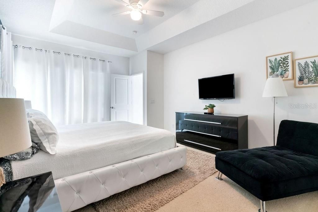 待售: $669,900 (6 贝兹, 6 浴室, 3451 平方英尺)