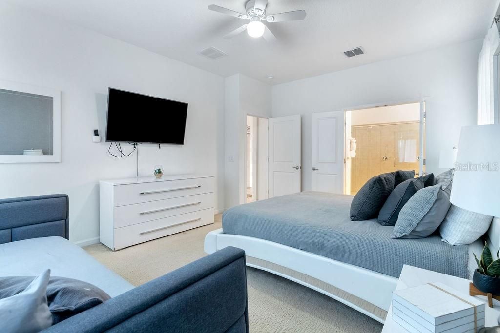 待售: $669,900 (6 贝兹, 6 浴室, 3451 平方英尺)