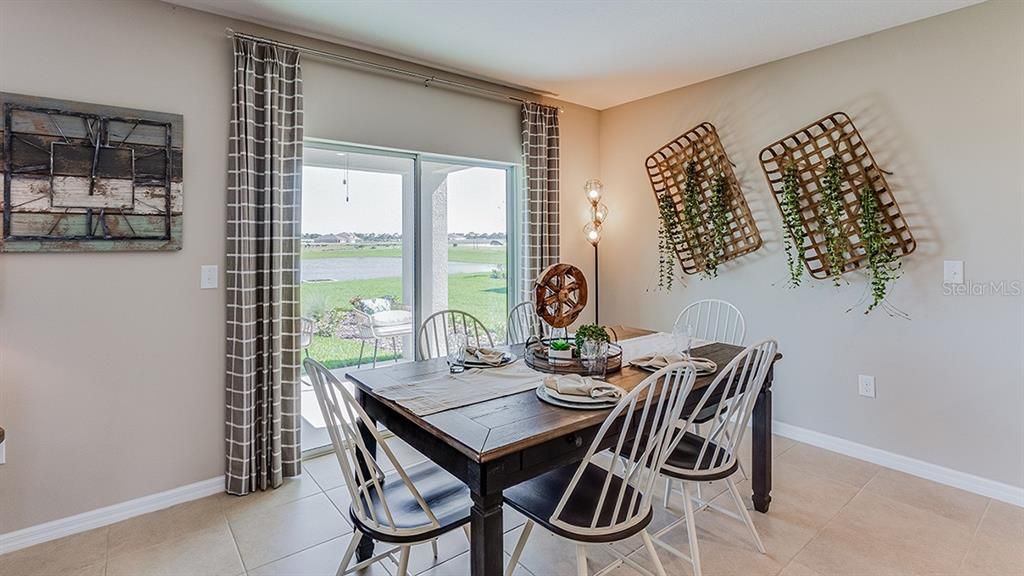 Active With Contract: $343,080 (5 beds, 3 baths, 2605 Square Feet)