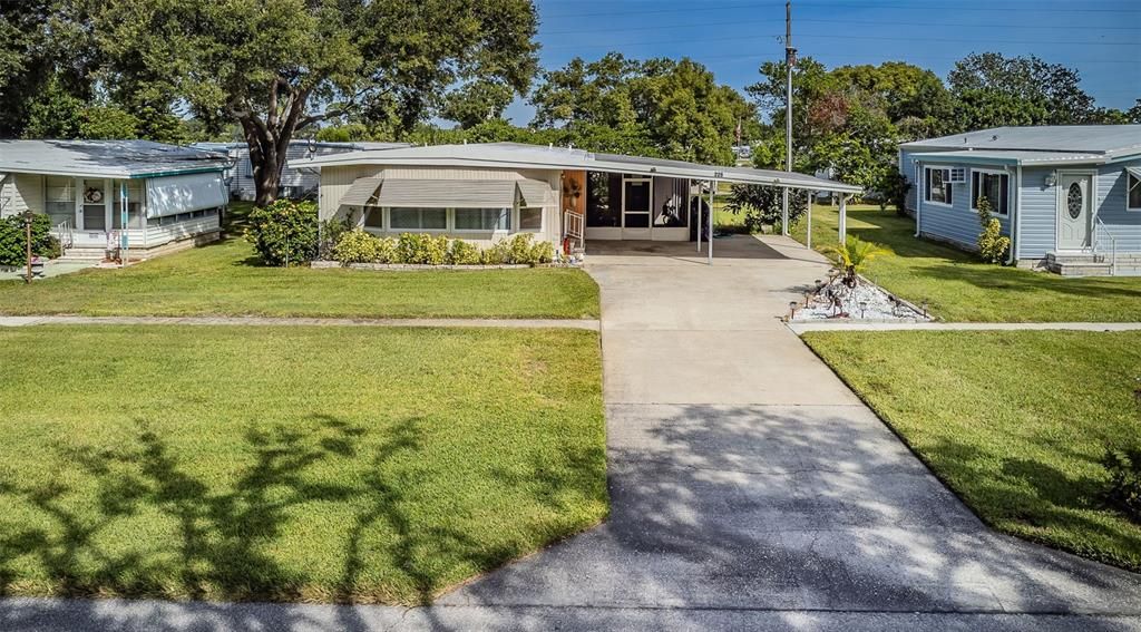 Active With Contract: $192,000 (2 beds, 2 baths, 1096 Square Feet)