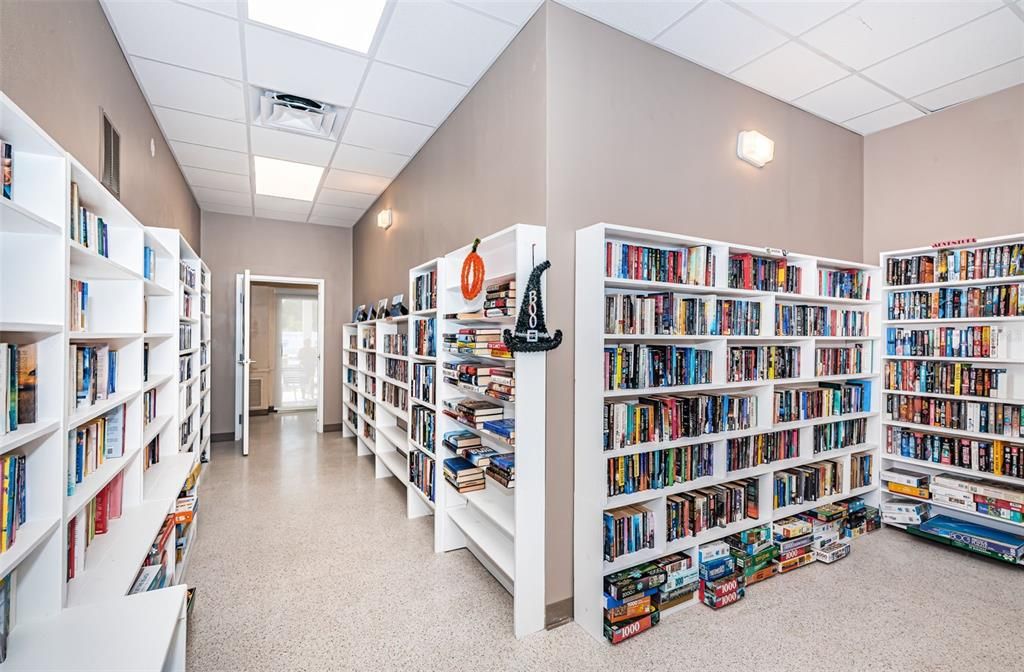 Active With Contract: $192,000 (2 beds, 2 baths, 1096 Square Feet)