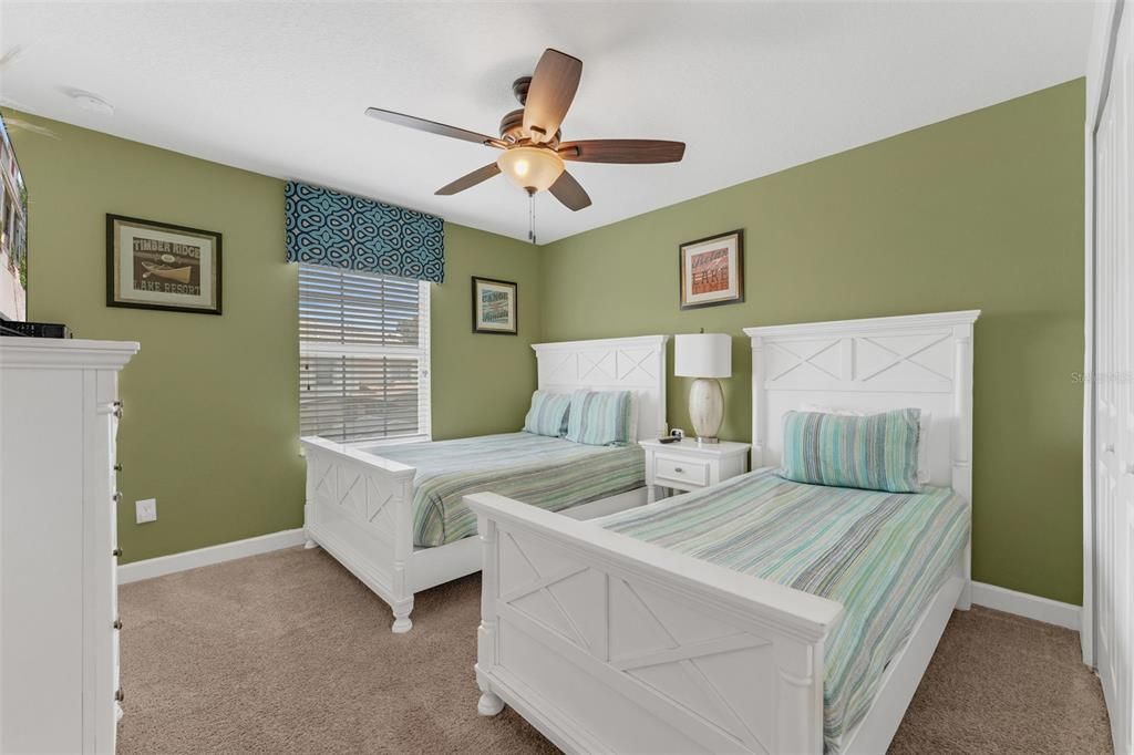 For Sale: $464,900 (4 beds, 3 baths, 1914 Square Feet)