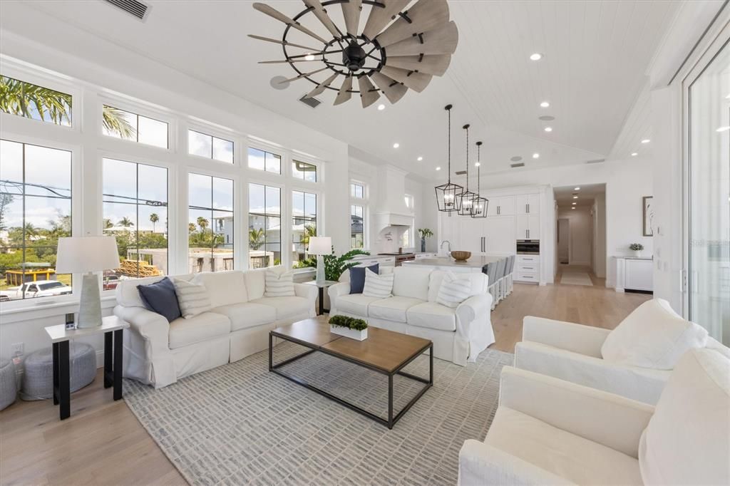 For Sale: $5,995,000 (5 beds, 5 baths, 3400 Square Feet)