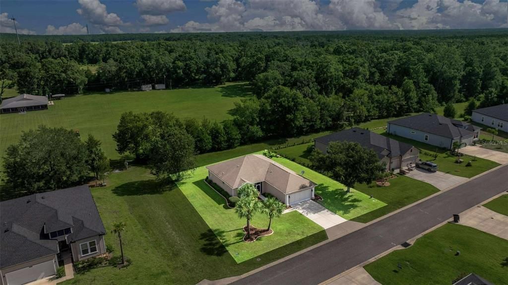 合同活跃: $279,900 (3 贝兹, 2 浴室, 1623 平方英尺)