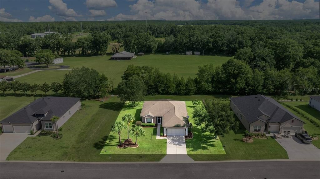 合同活跃: $279,900 (3 贝兹, 2 浴室, 1623 平方英尺)