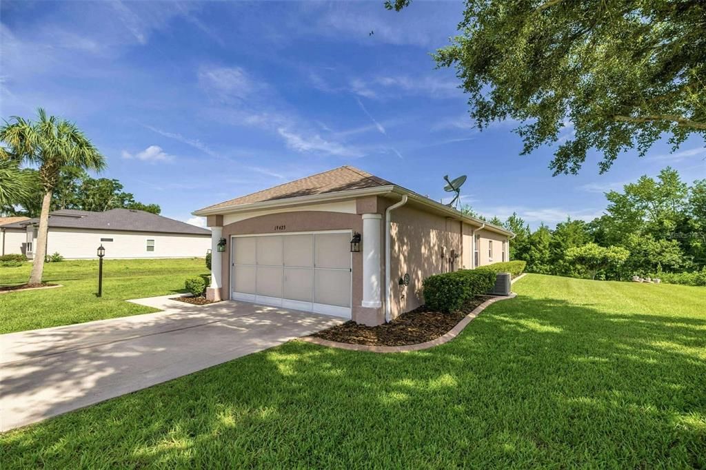 合同活跃: $279,900 (3 贝兹, 2 浴室, 1623 平方英尺)