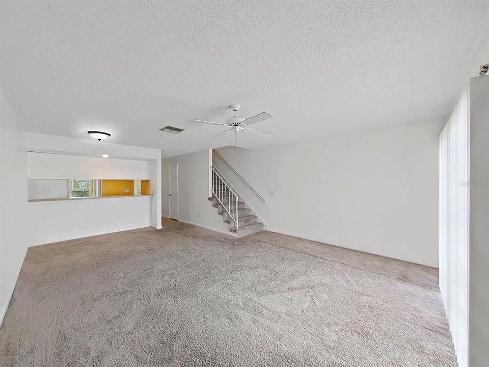 For Sale: $235,000 (2 beds, 1 baths, 1184 Square Feet)