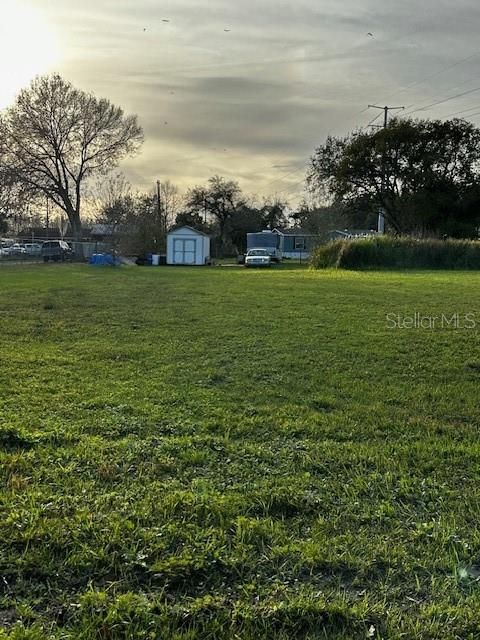 На продажу: $159,900 (0.46 acres)