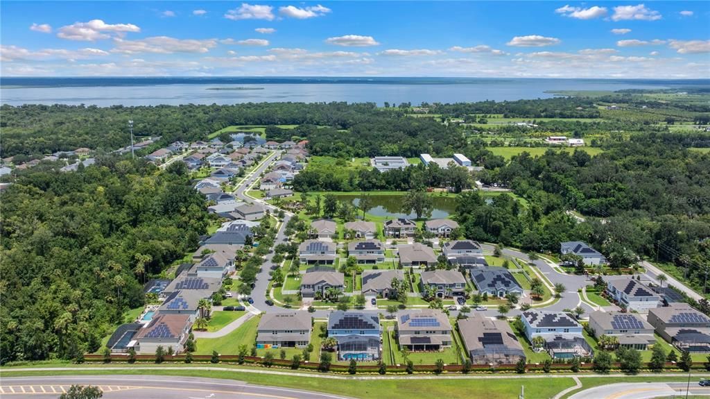 En Venta: $915,000 (6 camas, 4 baños, 4310 Pies cuadrados)